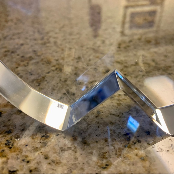 Japanese Hoya Crystal Circular Slab of clear gorgeous crystal! - Picture 3 of 10